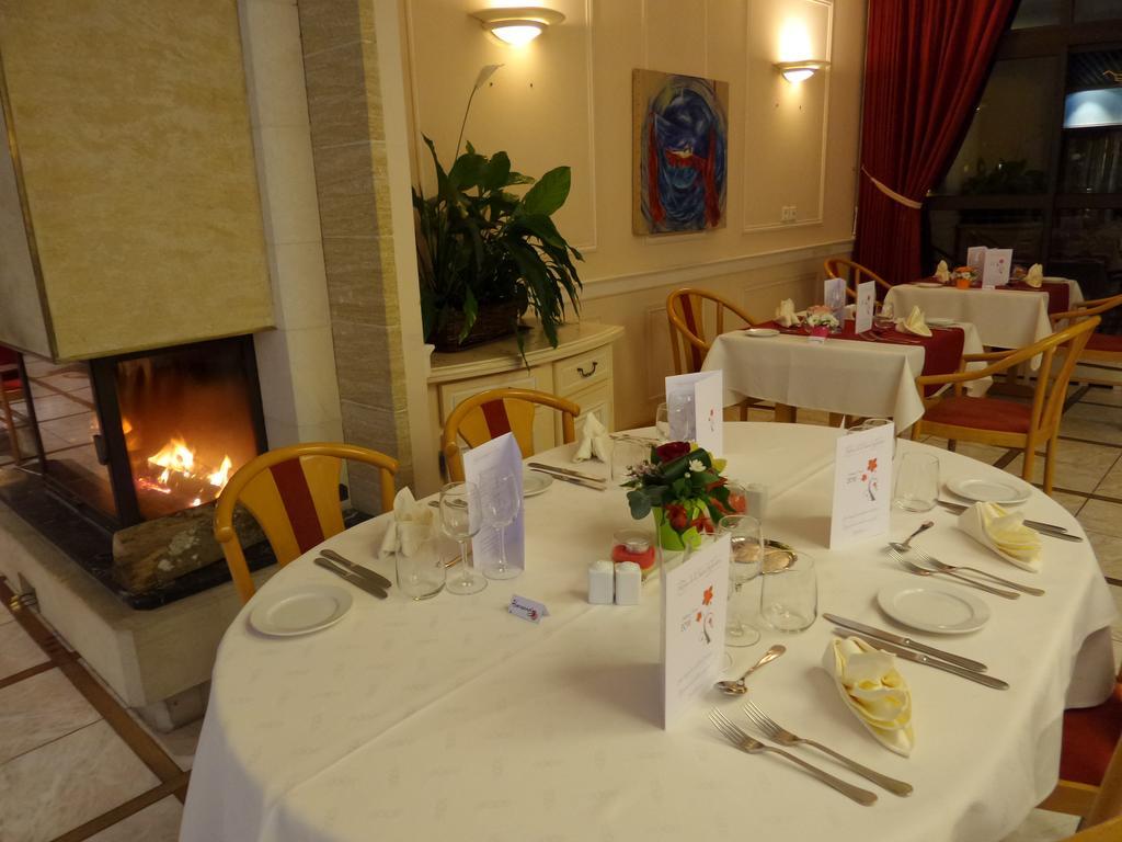 Jura Hotel Restaurant Le Panoramic Saint-Claude Ngoại thất bức ảnh