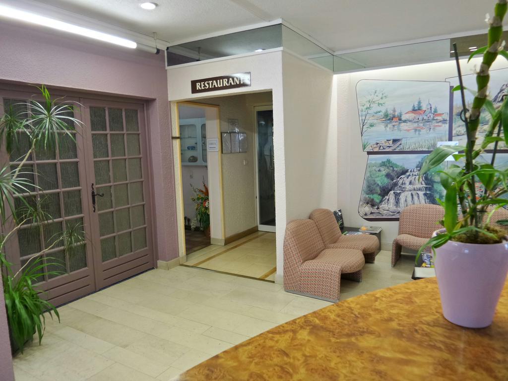 Jura Hotel Restaurant Le Panoramic Saint-Claude Ngoại thất bức ảnh